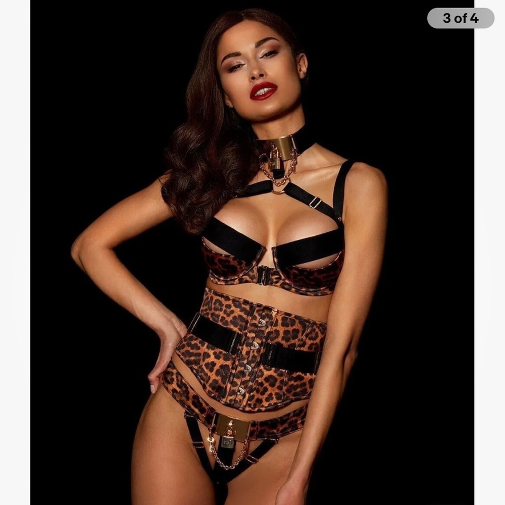 HB Chastity Jaguar Bra